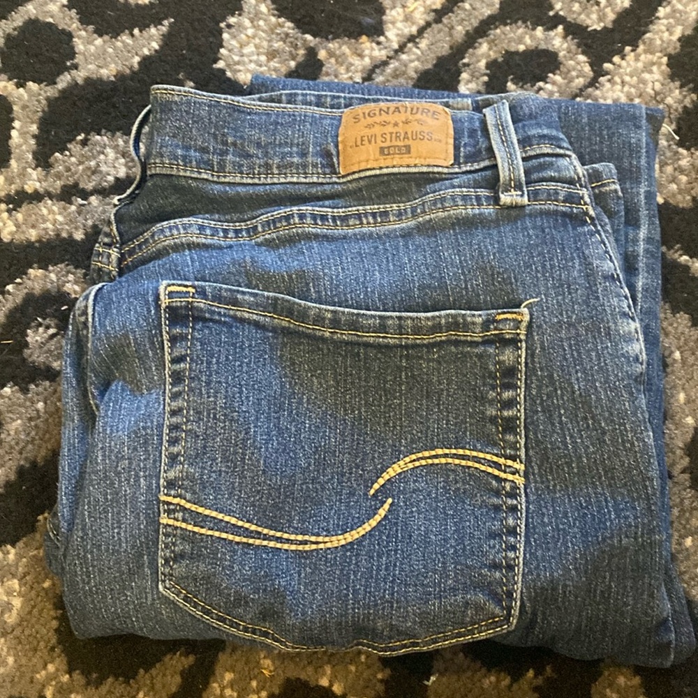 Levi Strauss signature curvy straight